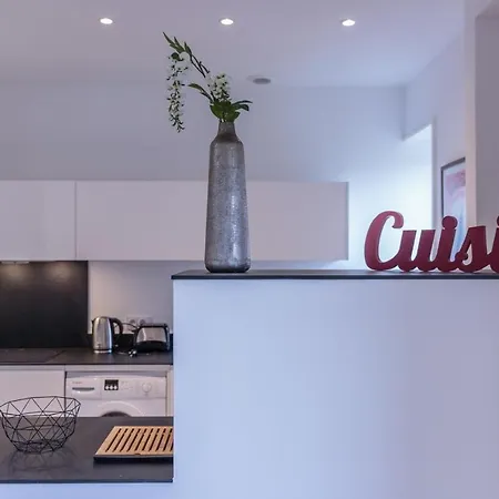 Izokina Keyweek 2 Bedroom In Apartman