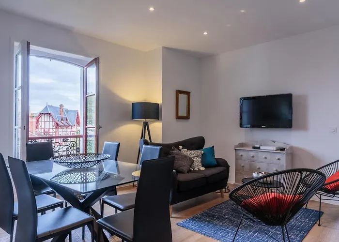 Izokina Keyweek 2 Bedroom In Apartman